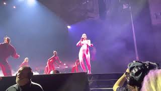 Dua Lipa - Pretty Please 4K (Live at Future Nostalgia Tour Leeds)