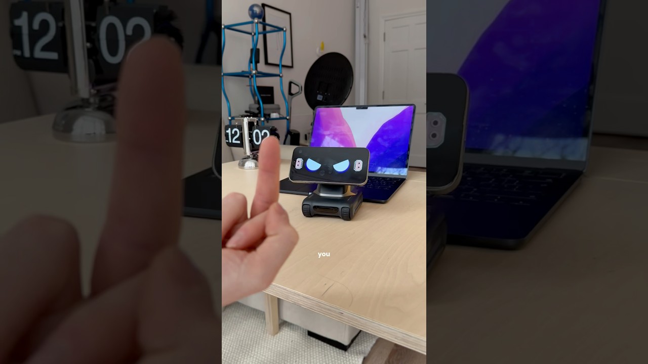 У меня появился новый лучший друг 🥰 ​⁠@looirobot 