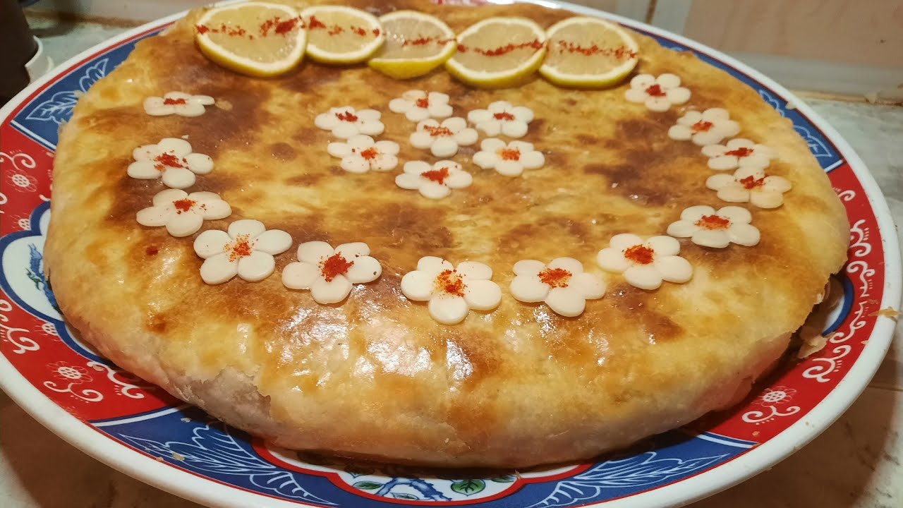 بسطيلة بالعجين مسمن مقرمشة بالحشوة سهلة و لذيذة جدا تستحق التجربة