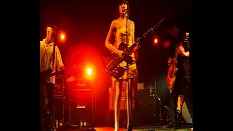 PJ Harvey - "Janet, Johnny + James" (The Fall)