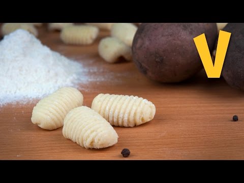 Video: Kuinka Tehdä Raejuusto Gnocchi