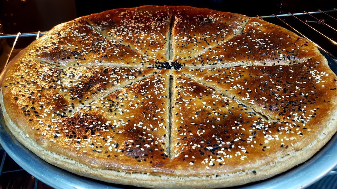 طريقة تعليمية مفصلة لعمل بنت الصحن اليمنية بدقيق البُر مع طريقة تقطيع بنت الصحن بشكل مرتب👌🏻