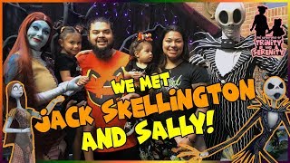 We met JACK SKELLINGTON and SALLY! Meeting Disney Characters