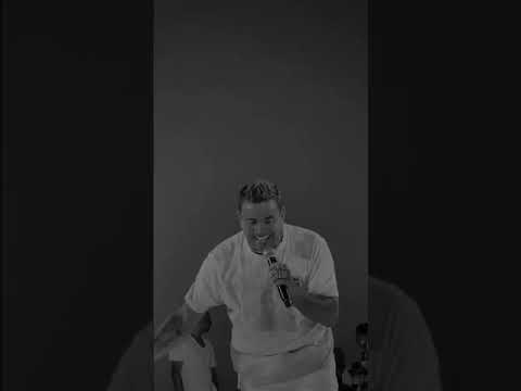 عمرو دياب اشمعنا انت حبيتك انت