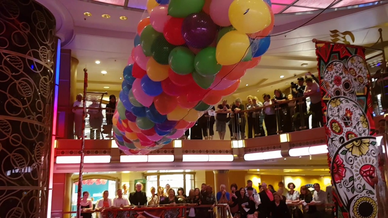 Party night in the piazza on the Grand Princess & balloon drop