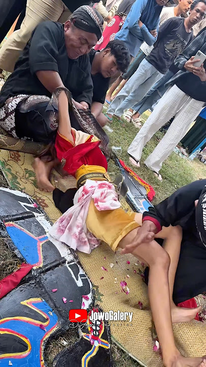 NGERI ‼️ penyembuhan menyeramkan gadis cantik kesurupan indang ganas viral tiktok #jaranan #jathilan