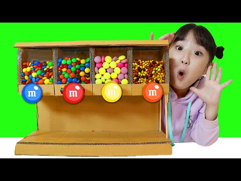 Chocolate <strong>sweet</strong> <strong>machine</strong> Toys for children 초코렛 사탕이 나오는 신기한 자판기가 있대요 - 슈슈토이 Shushu ToysReview