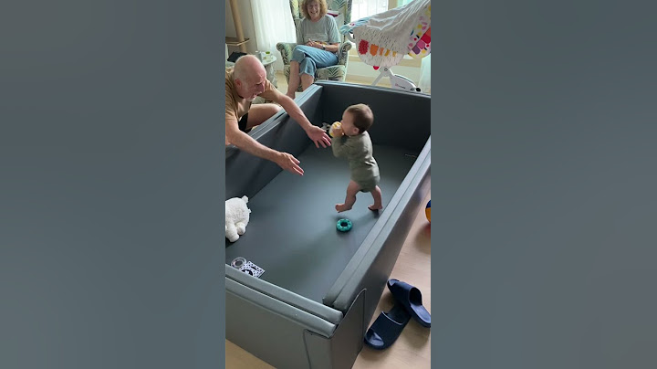미국인 장인장모님이 손자가 걷는 모습 직접 보셨을 때 반응 When grandparent saw their grandson walking in person in Korea