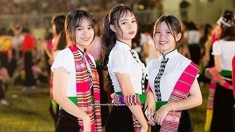 Múa khăn piêu đội văn nghệ quần chúng bản Pá Khôm xã Nậm Tăm ( Ngọc Tuân youtube)