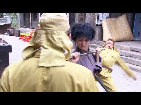功夫電影！不起眼的乞丐竟是絕世高手，僅憑一根木棍暴揍日軍數百人 🔥 功夫 | Kung Fu