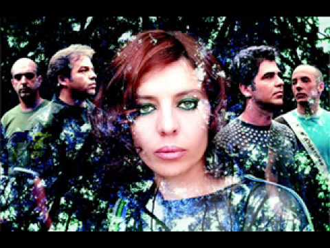 Rádio Macau - Amanhã é sempre longe demais accords