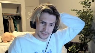 Xqc and Mizkif make an OOPSIE on r/place
