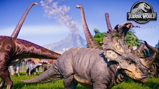 All Herbivore Dinosaurs Escaping the VOLCANO EXPLOSION | Jurassic World Evolution - FALLEN KINGDOM!