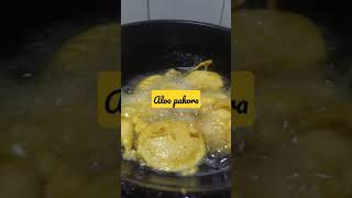 #Fritters #Potatofritters Fritters| How to make crispy pakoras | Aloo & Kanda pakodas #Shorts