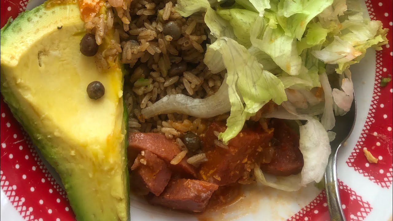 COMO HACER MORO DE GUANDULES 🥑🥑🥑con aguacates y Salami guisado YouTube