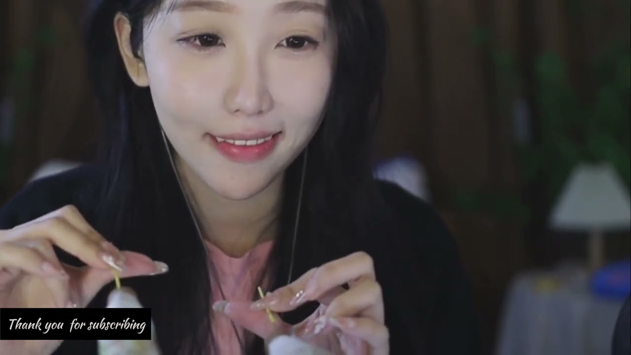 Sleepy Wood Triggers: ASMR Nature's Embrace