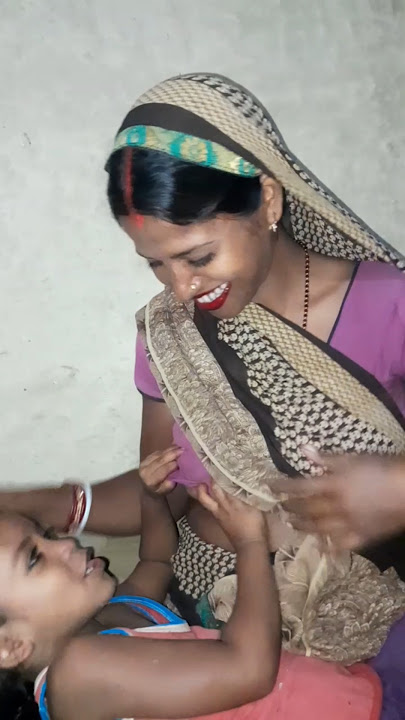 Mother feeds milk to baby in a very nice way #shorts #trending