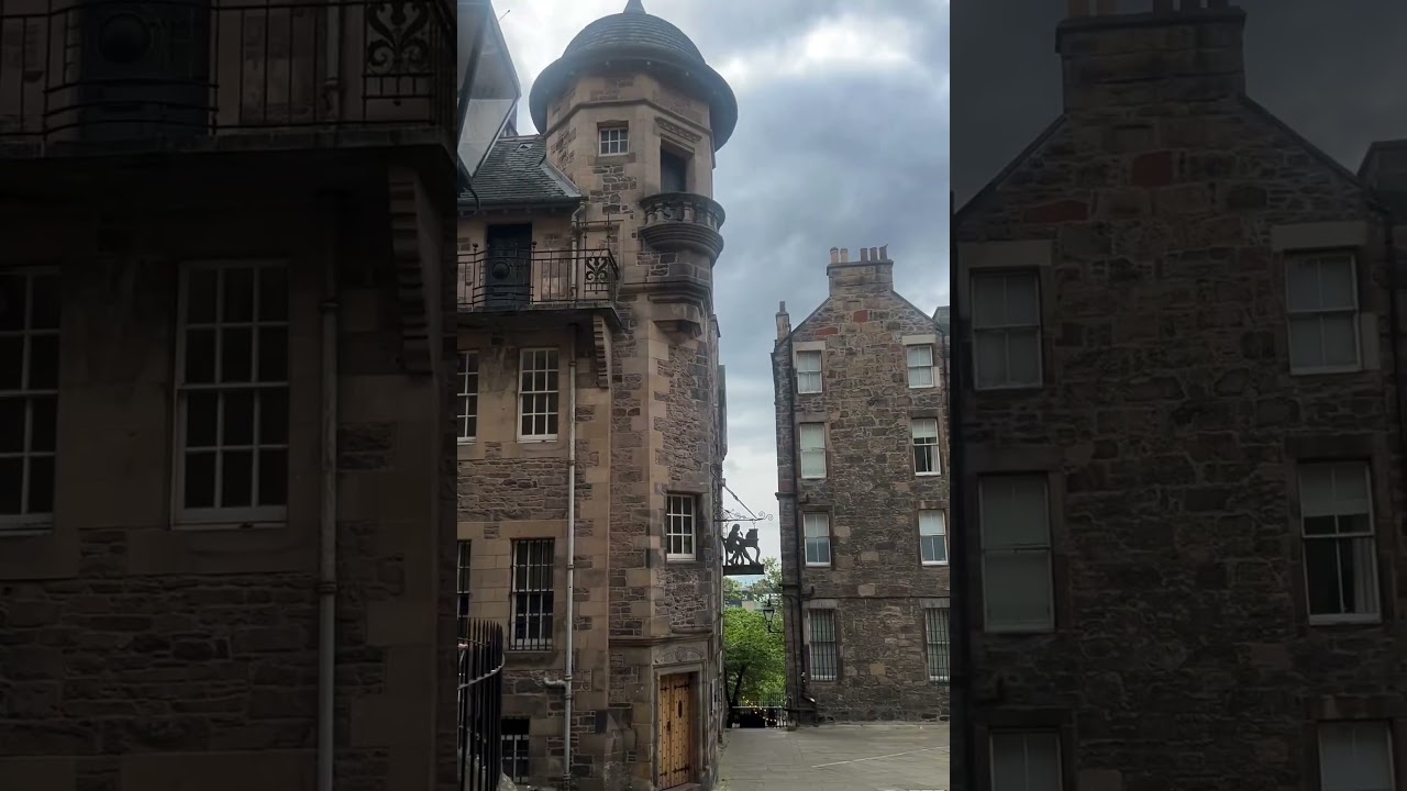 The Royal Mile: Edinburgh's History and Legends 