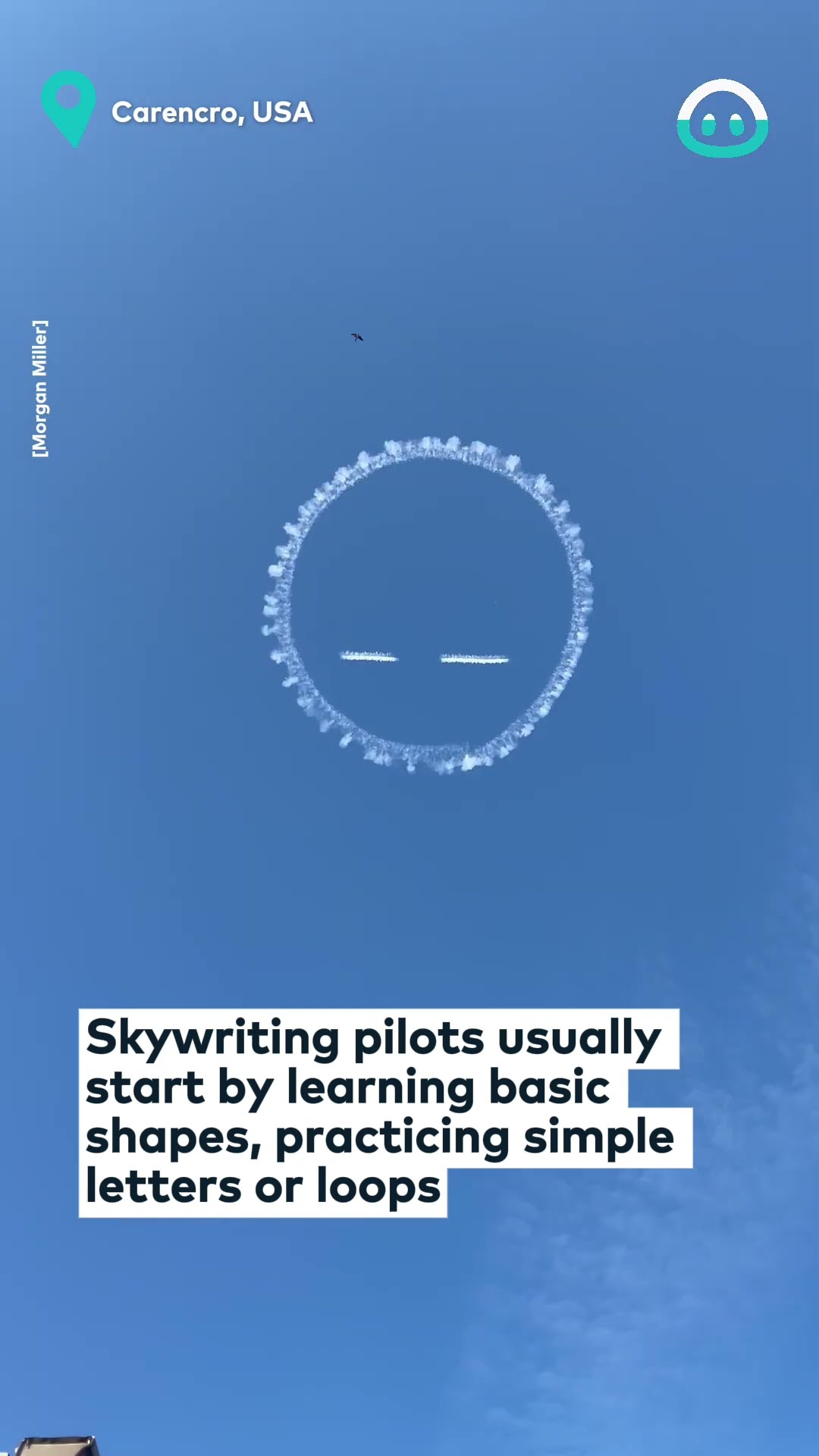 Airplane Draws Images in Sky || ViralHog