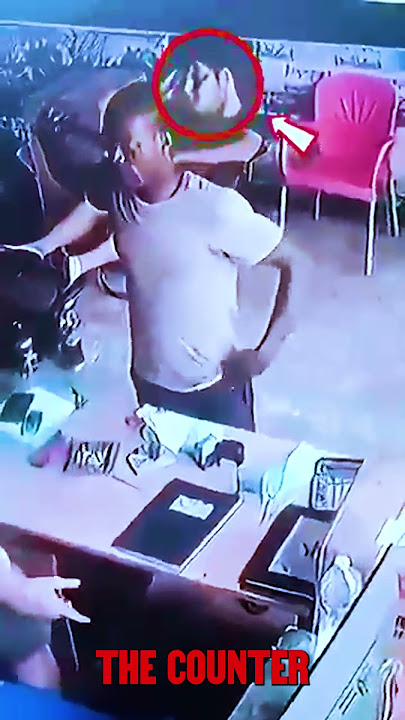 Robbery Ends in 4 Seconds ⚠️ #CaughtOnCamera#truecrimestories