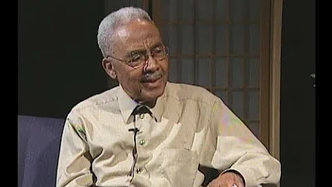 Russell Lowe