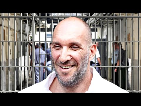 Videó: A Börtön-építész 72 órán Belül 100 000 Dollárt Fordít Az Introverzióra