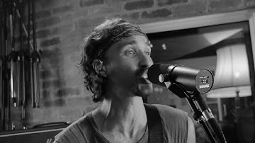 Falling Off Maps - The Difference Between Losing And Letting Go (Live At Superfly Studios)