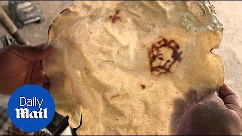 Mexican woman finds face of Jesus Christ in her to...