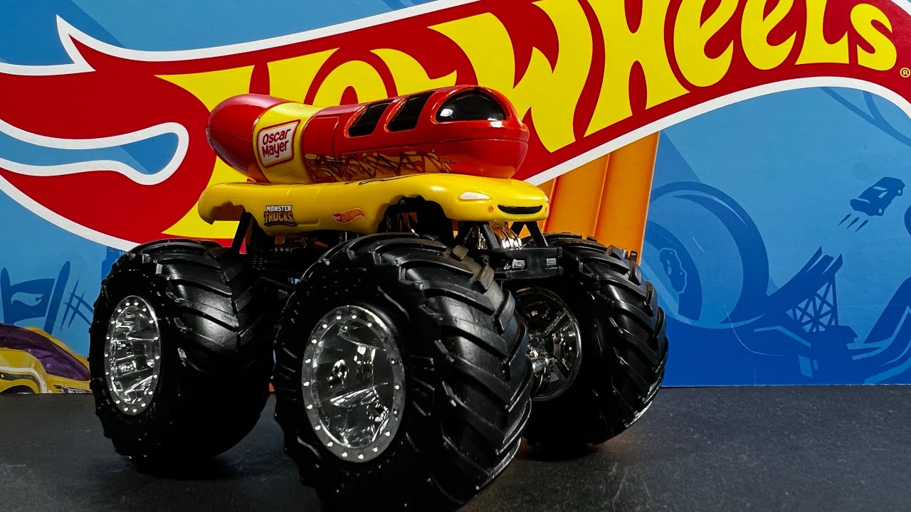 HOTWHEELS MONSTER TRUCKs OSCAR MAYER™️Wienermobile™️ ホットウィール モンスタートラック モントラ  オスカーメイヤー ウィンナーモービル