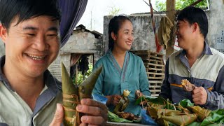 Loving Chieu  Phan prepares food for Chieu with his mother  Chieu's warm meal at work