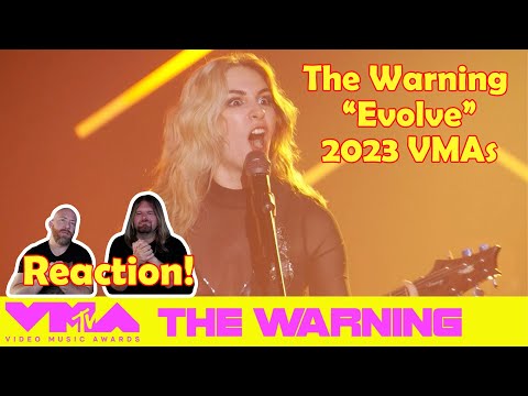 Musicians React To Hearing The Warning Performs Evolve | 2023 Vmas!