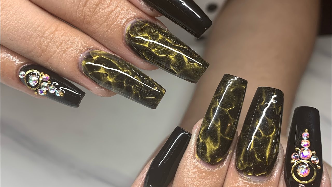 Black and Gold nail design (watch me work)