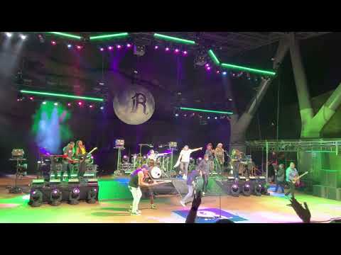 Rebelution- Old School Feeling ft Steel Pulse live at Reggae on the Rocks