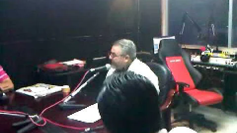 Milton Henrquez en Estacin de Radio de Herrera 2
