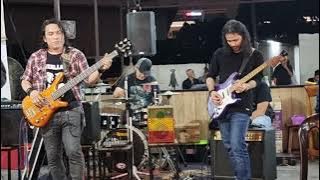 Pusara Di Lebuhraya Live Arcid, Shahrul Ekamatra