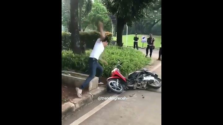Viral kena tilang ngamuk (ngancurin motor)