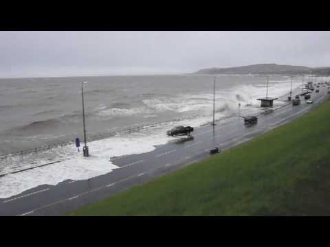 Thumbnail for Rhos on sea high tide april 2010.mov