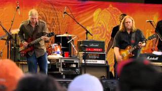 Derek Trucks & S.Tedeschi Band with Warren Haynes chords