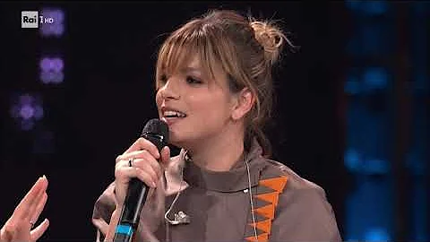 Emma canta "Stupida Allegria" - 20 anni che siamo italiani 06/12/2019