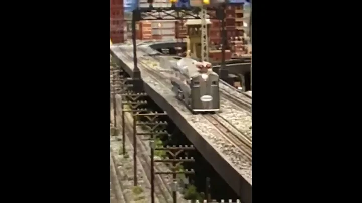 SUPER SUPER SUPER FAST SPEED of Lionel NYC M-497 Jet Car at Corner Field Model Railroad Museum