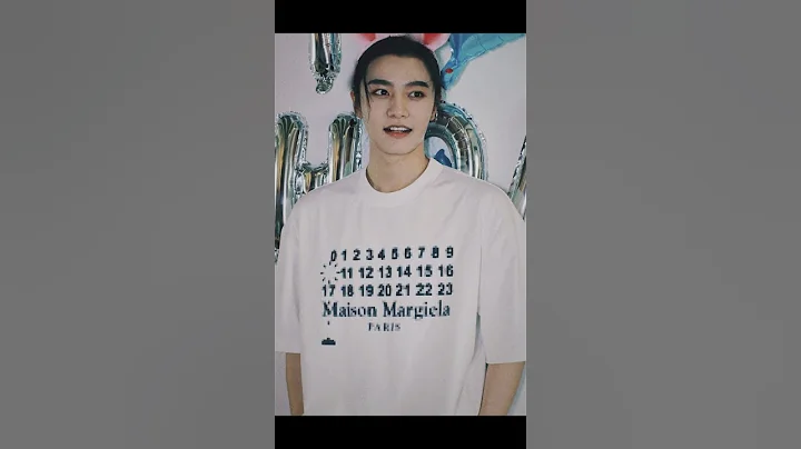 [livephoto] 薛八一 2023/08/01 微博live圖轉視頻 XueBayi Weibo LivePhotos to video 超愛！祝大家身體健康，見者發財🫵🏻 - 天天要聞