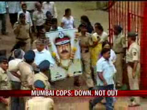 Shiv Sena Leaders Emergency Meet at Sena Bhavan over Alliance with BJP from YouTube · Duration: 2 minutes 10 seconds Shiv Sena Leaders Emergency Meet at Sena Bhavan over Alliance with BJP from YouTube · Duration: 2 minutes 10 seconds