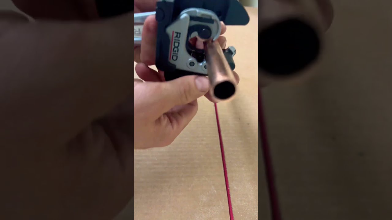 This 2 In 1 Close Quarter AUTOFEED Cutter Is Sweet Ridgid Plumbing Copper