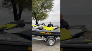 Sea-Doo GTR 230 - мощный гидроцикл для тех, кто ценит драйв и комфорт.
