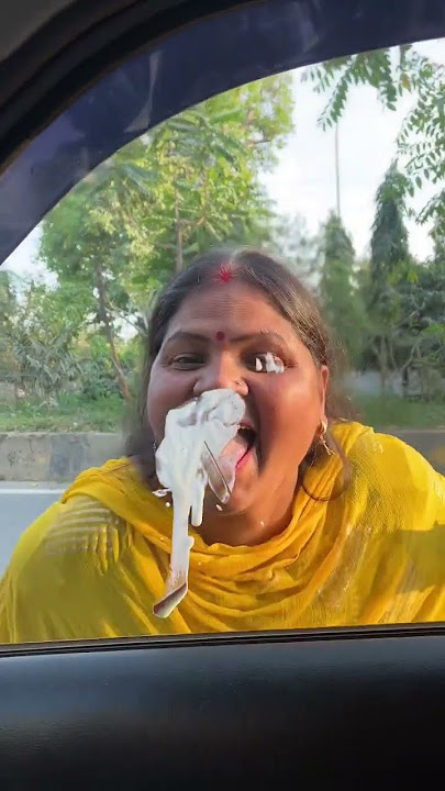 Aise kon Ice Cream khata hai🤪😂 funny shorts #funny #comedy #shorts #ytshorts