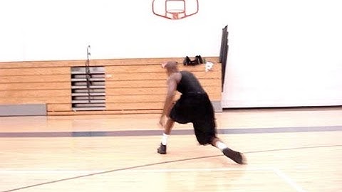 Dre Baldwin: In & Out Crossover Eurostep Left-Hand Floater | Smaller Player Finishing Moves Tips