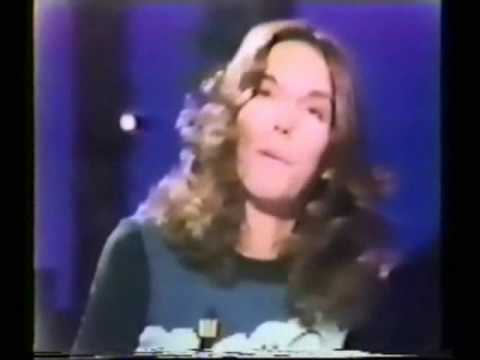 Carpenters -- Santa Claus Is Comin' to Town -- 197...