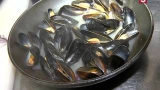 видео Как есть мидии, моллюсков, устрицы и улиток