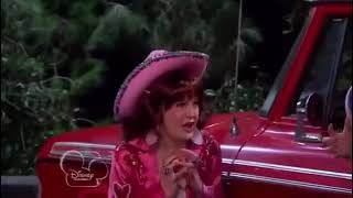 Roadkill McGill’s Roadside Diner: Reba McEntire