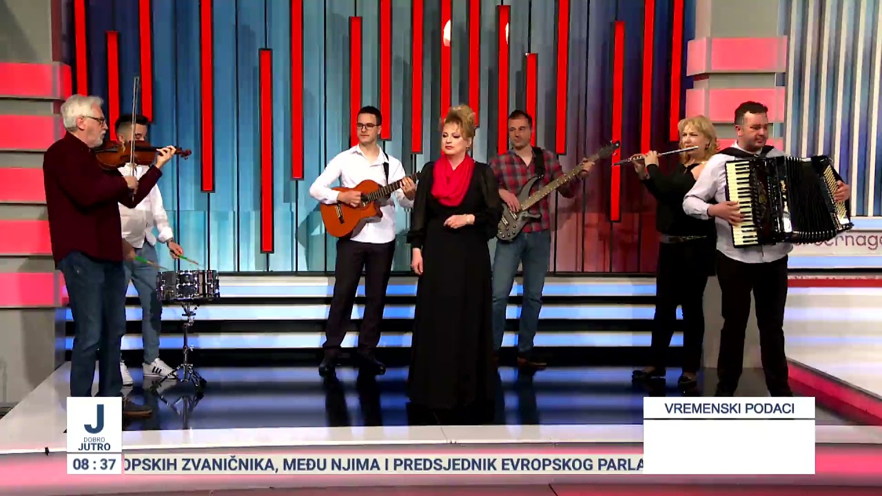 Milica Vojinović - Kiša pada trava raste